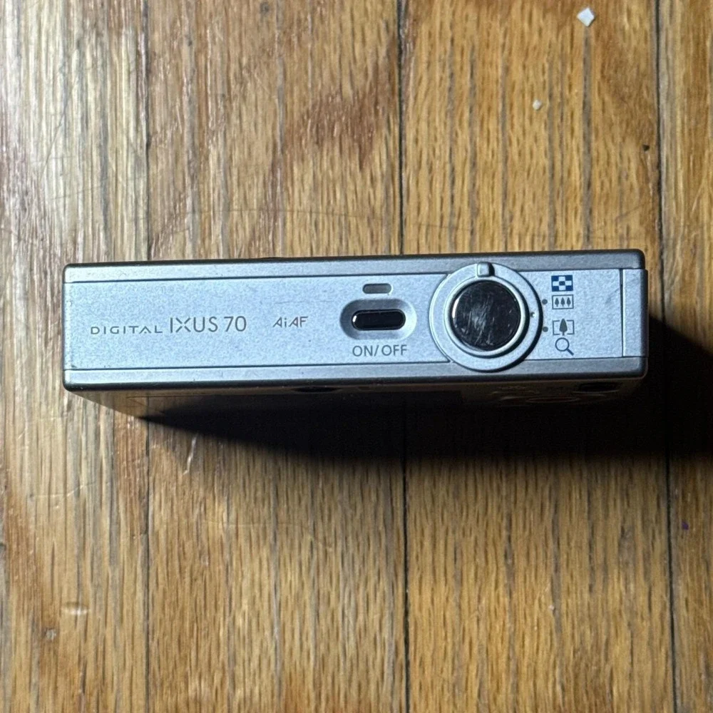 Canon Digital IXUS 70 Silver 7.1MP Compact Digital Camera PC1228 Japan 3x Zoom - Picture 8 of 11